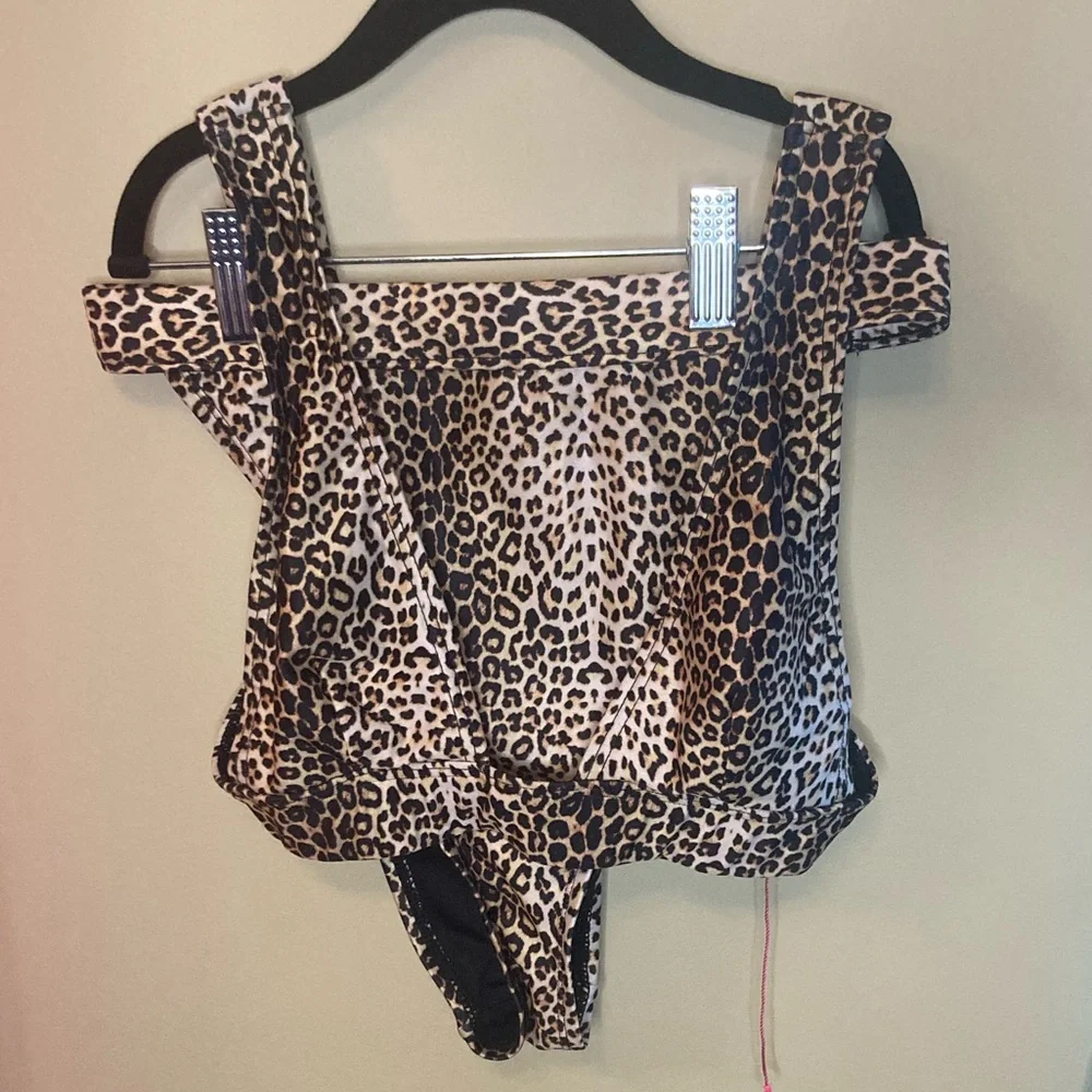 ASOS Leopard print 2-piece Bikini set - Picture 2 of 7